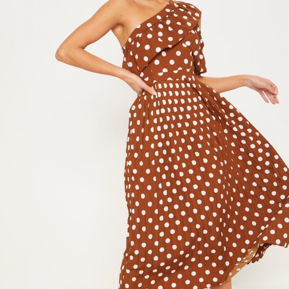 Pretty little things ruffle one shoulder dress